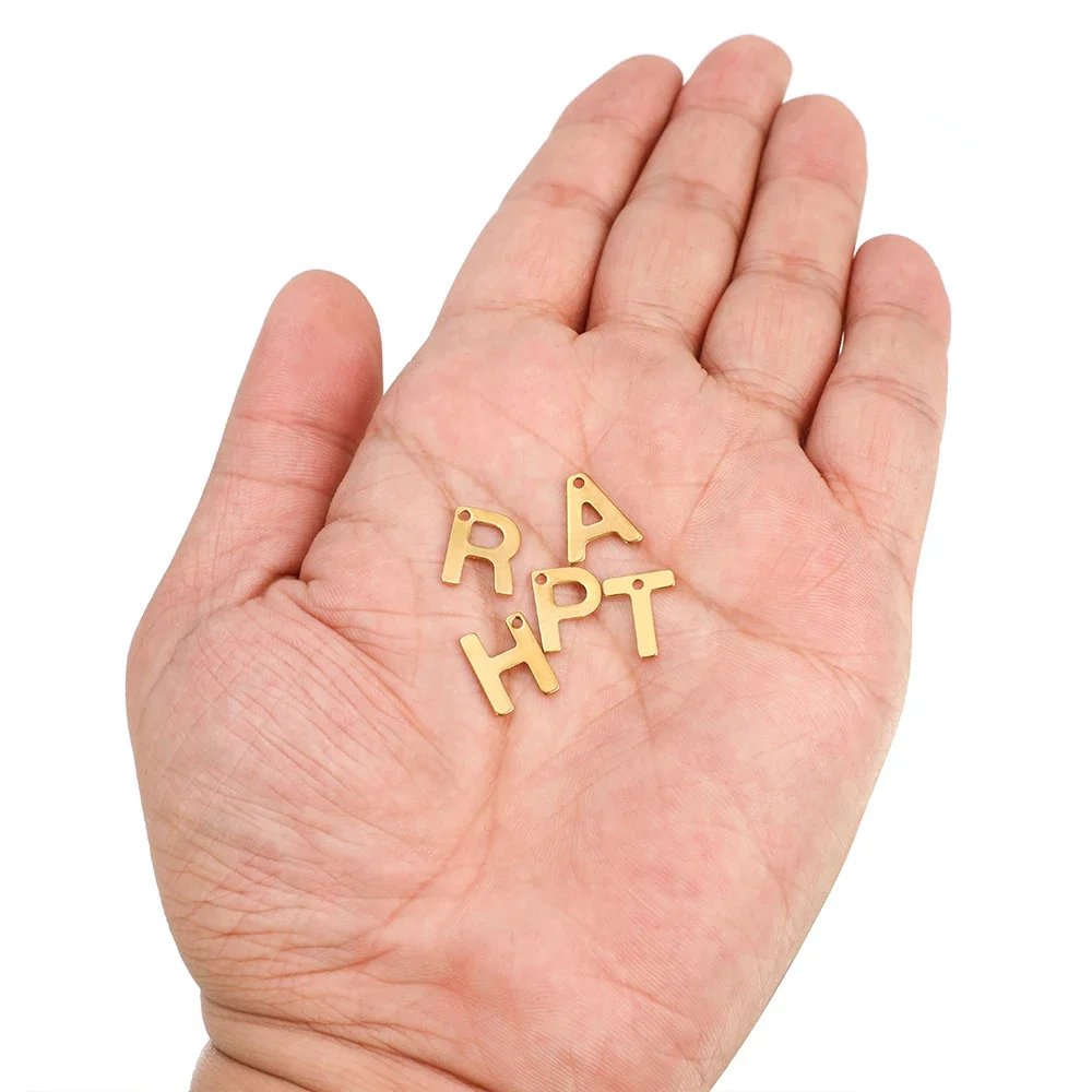 100Pcs/lot Stainless Steel Random A-Z 26 Alphabet Letter Charms Pendants Bulk for DIY Bracelets Necklace Jewelry Making Supplies