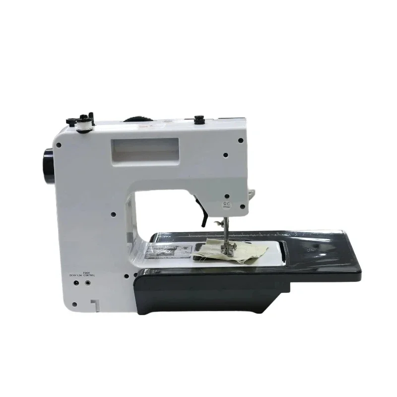 UFR-738A Automatic Digital Shirt Embroidery Machine for T-Shirts Home Use Sewing Machine with Core