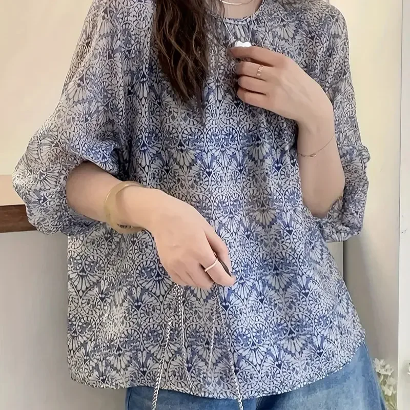 

Рубашка со средним рукавом с цветочным принтом в стиле ретро, летняя новая женская одежда во французском стиле, свободный дизайн, топ в западном стиле, рубашка с длинными рукавами