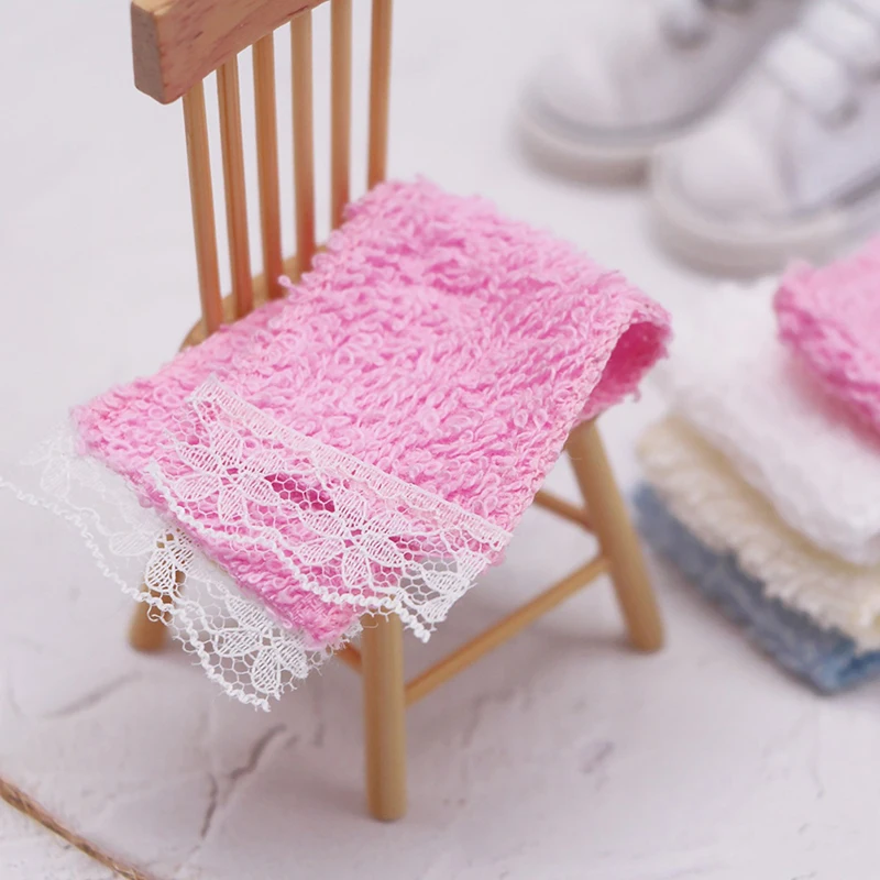 1PC Dollhouse Mini Bathroom Lace Towel Doll Bathroom Bath Towel Shooting Scene Props