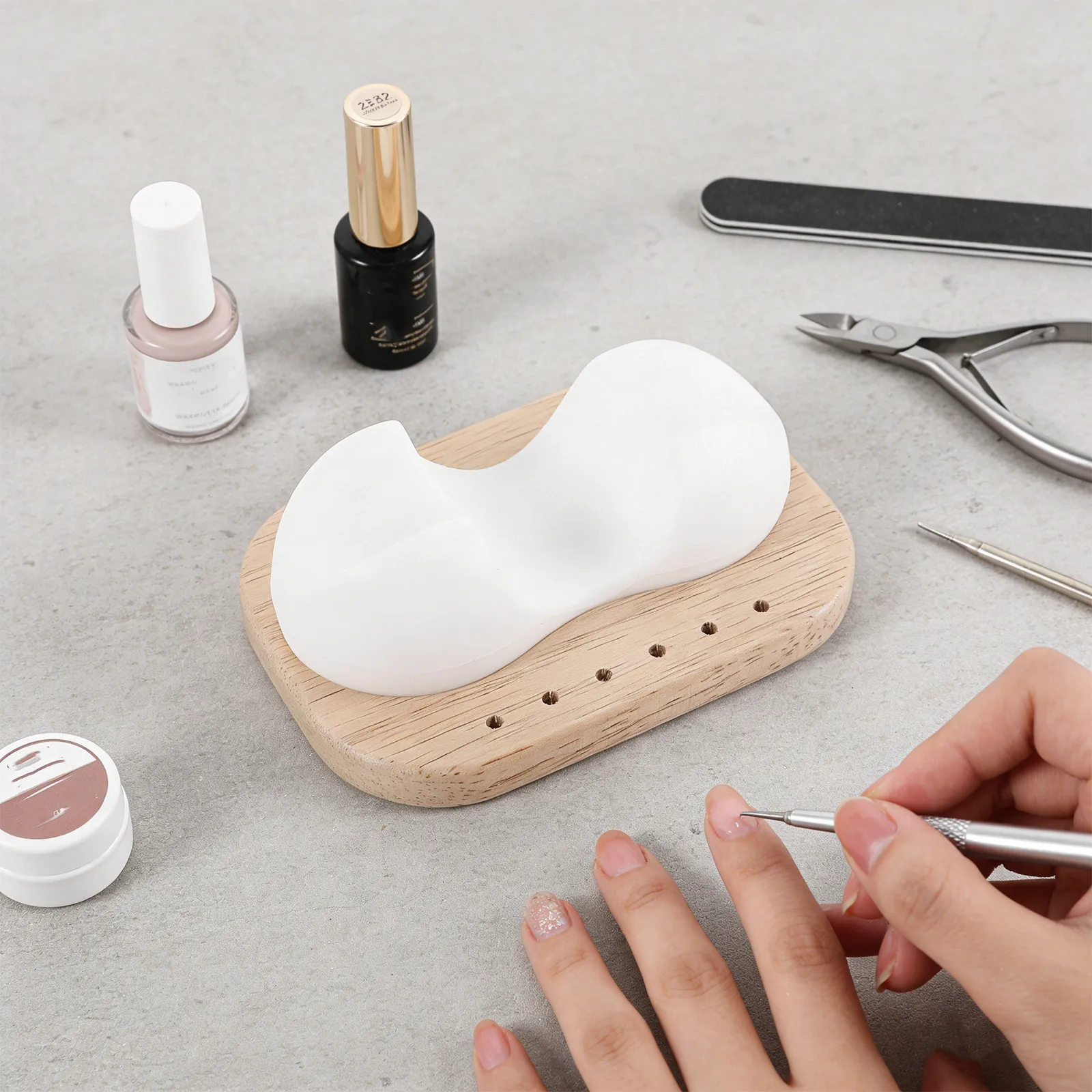 

Silicone Nail Drill Holder 6 Holes Portable Storage Stand Manicure Tool Organizer Nail Drill Bits Storage Box Salon Desk