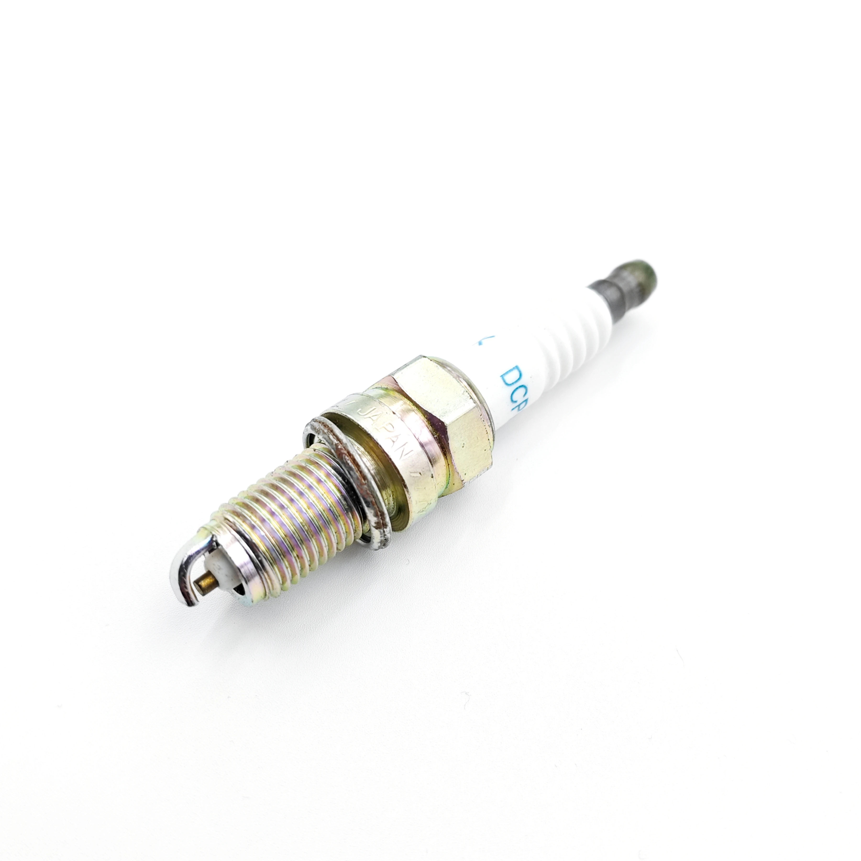 DCPR8E Spark Plug for CFmoto 400 450 500S 520 500HO 550 X5H.O. 600 Touring 625 800 800EX 800XC 850 X8H.O. 950 1000 0800-022800