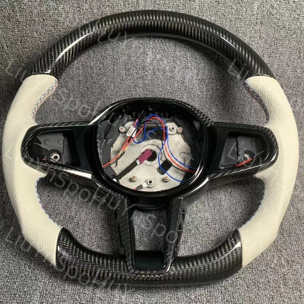 Beheiztes weißes Leder-Carbonfaser-Sportwagen-Lenkrad für BMW G01 G02 G20 G30 G80 G82 X3M X5M G15 mit Carbon-Tastenrahmen – Detail 1