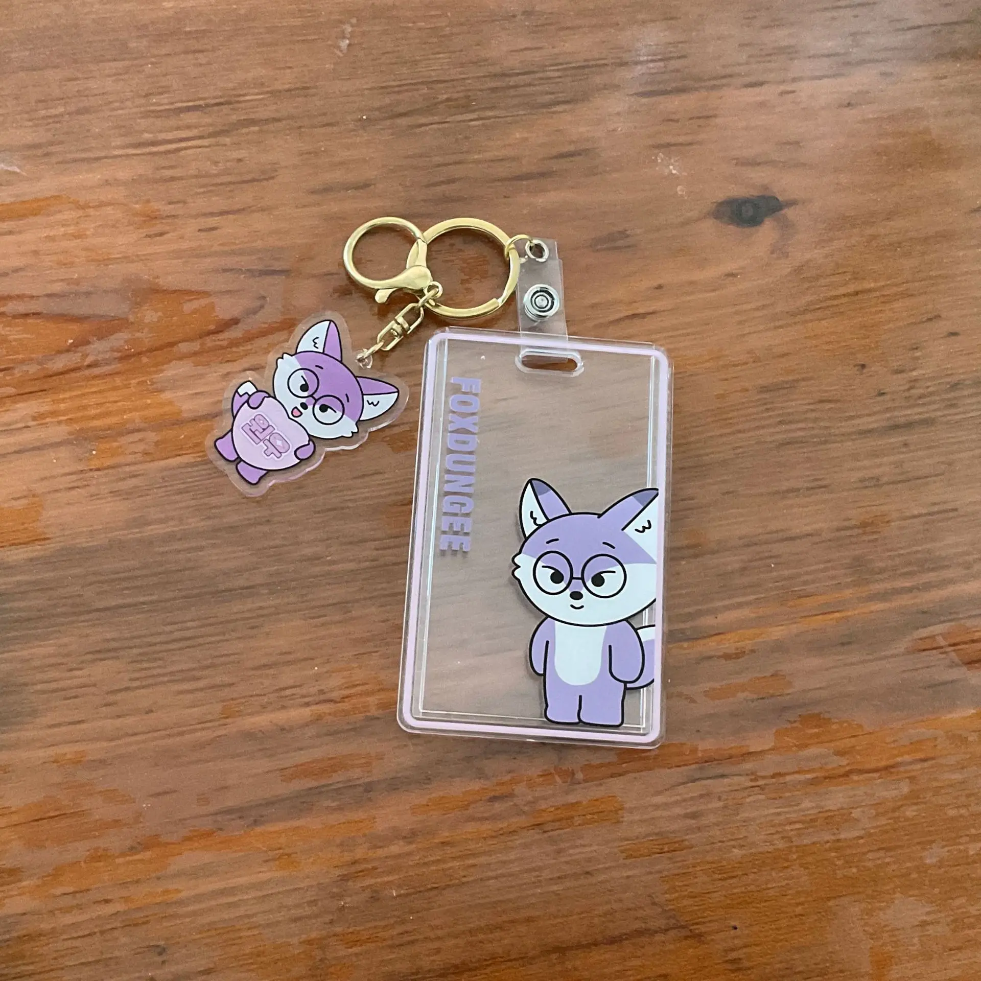 مجموعة بطاقات بطاقات KPOP الكورية للأولاد، مجموعة معرف الطالب اللطيفة، بطاقة وجبة الحافلة، لوحة الصدر، مجموعة واقية لبطاقة وجبة الطالب في المخزون