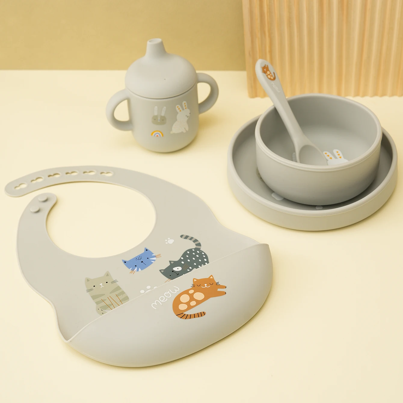 5PCS Silikon Baby Fütterung Set Cartoon-Muster Gerichte Platte Wasserdichte Lätzchen Lernen Tasse BPA FREI Schüssel Löffel kinder geschirr