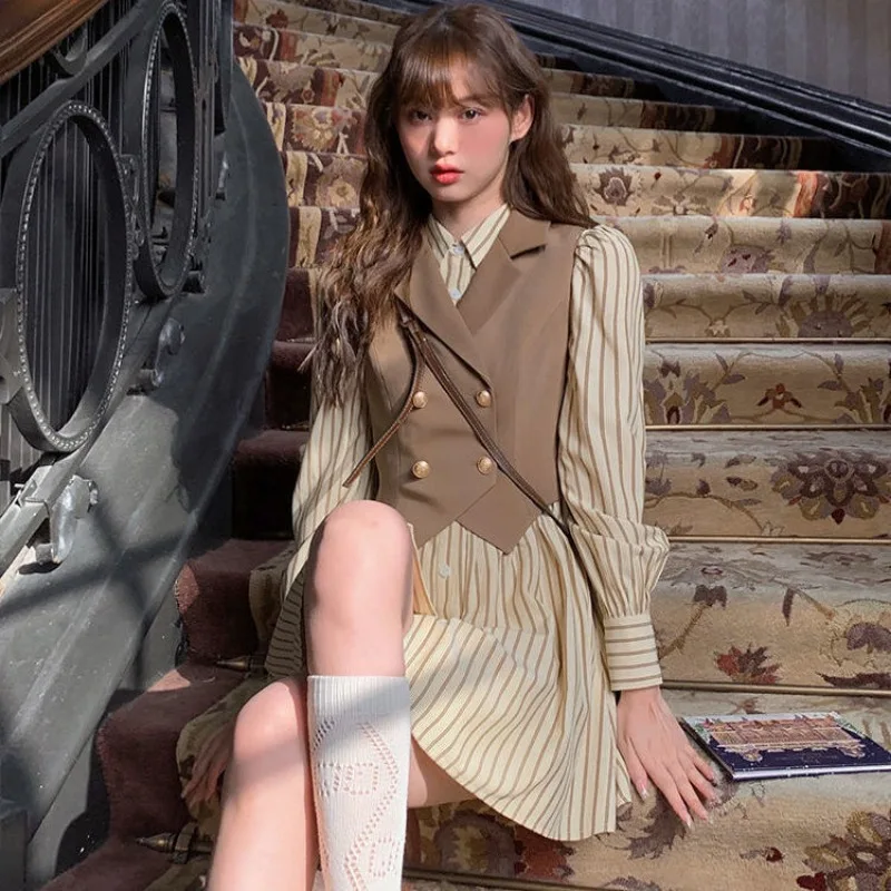 Women's Suit 2023 Autumn New Solid Color Suit Collar Double Breasted Waist Retraction Vest Striped Shirt Dress Fashion Two Piece