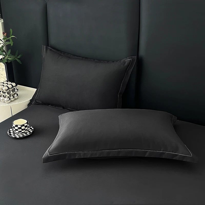 Variant: Black