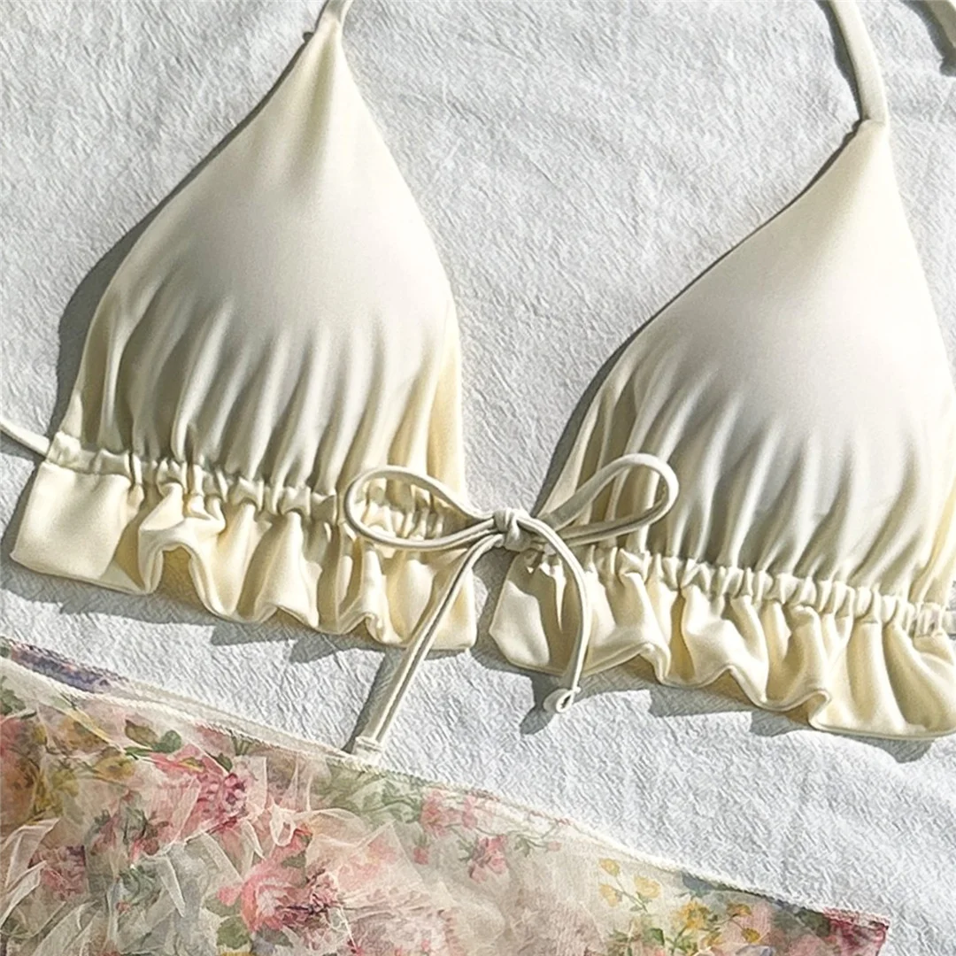 Bikini, Damen-Badeanzug, dreiteiliges Bikini-Set mit floral bedrucktem Sarong, gepolsterter Badeanzug, Badebekleidung, Modell V7569S. – Detail 17