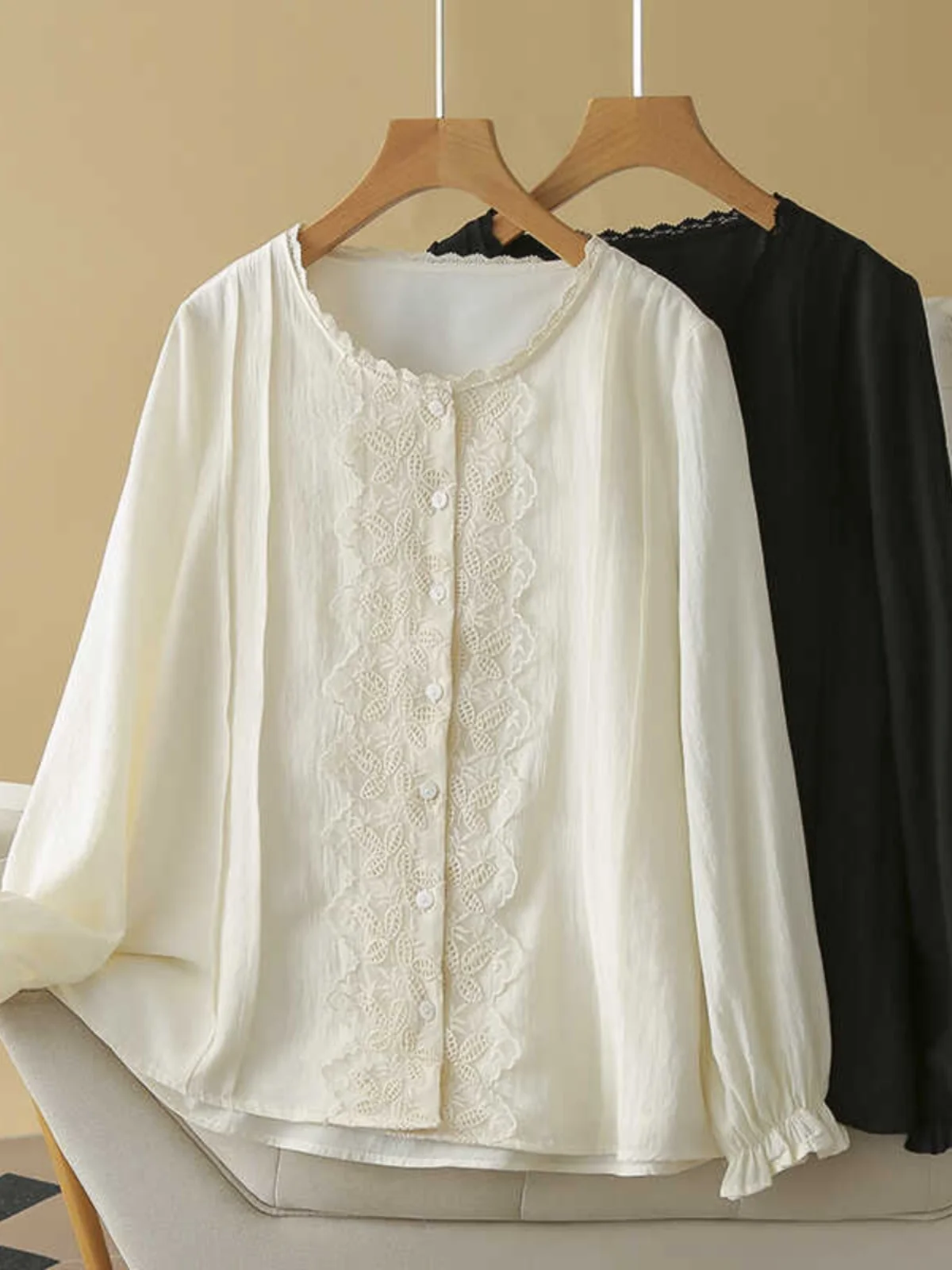 

plus Size Lace Trim Long Sleeve Shirt Floral Design Casual Slimming Women's Top for Heavy Girls French Style Loose Fit