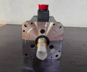 العلامة التجارية الجديدة الأصلية HC-SFS102B Hcsfs102b توريد مخزون محرك سيرفو في المستودع النقل السريع #2