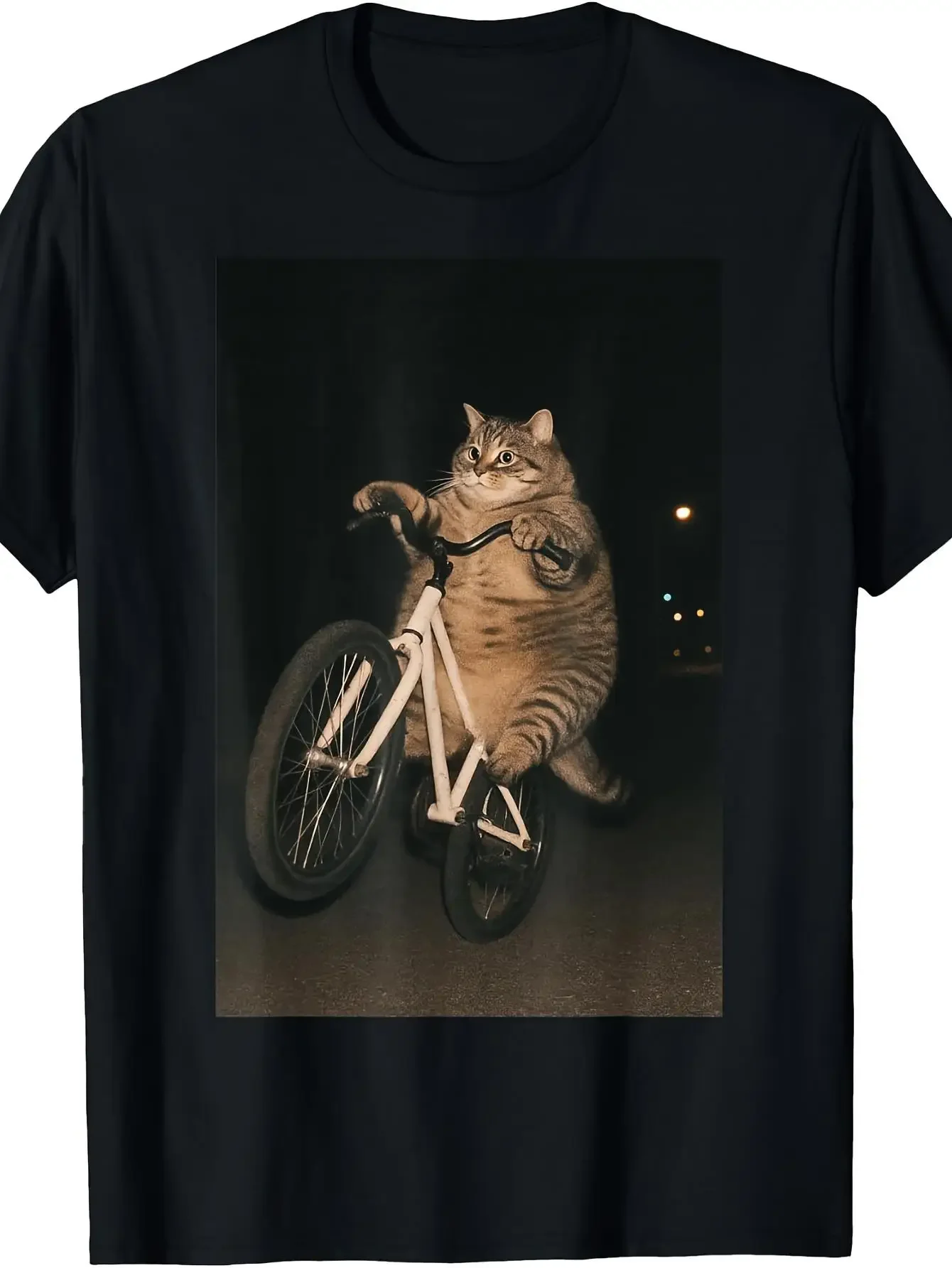 Fat Cat Riding Bicycle Graphic T-shirWomen Loose Crew Neck Funny Animal Casual Streetwear Tops