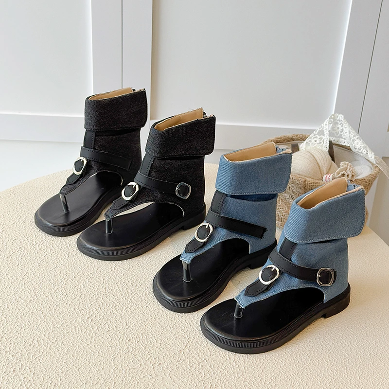 

Vintage Style Denim Gladiator Sandals for Little Girls 2026 New Summer Kids Beach Sandals Soft Sole Classic Comfort Flip Flops