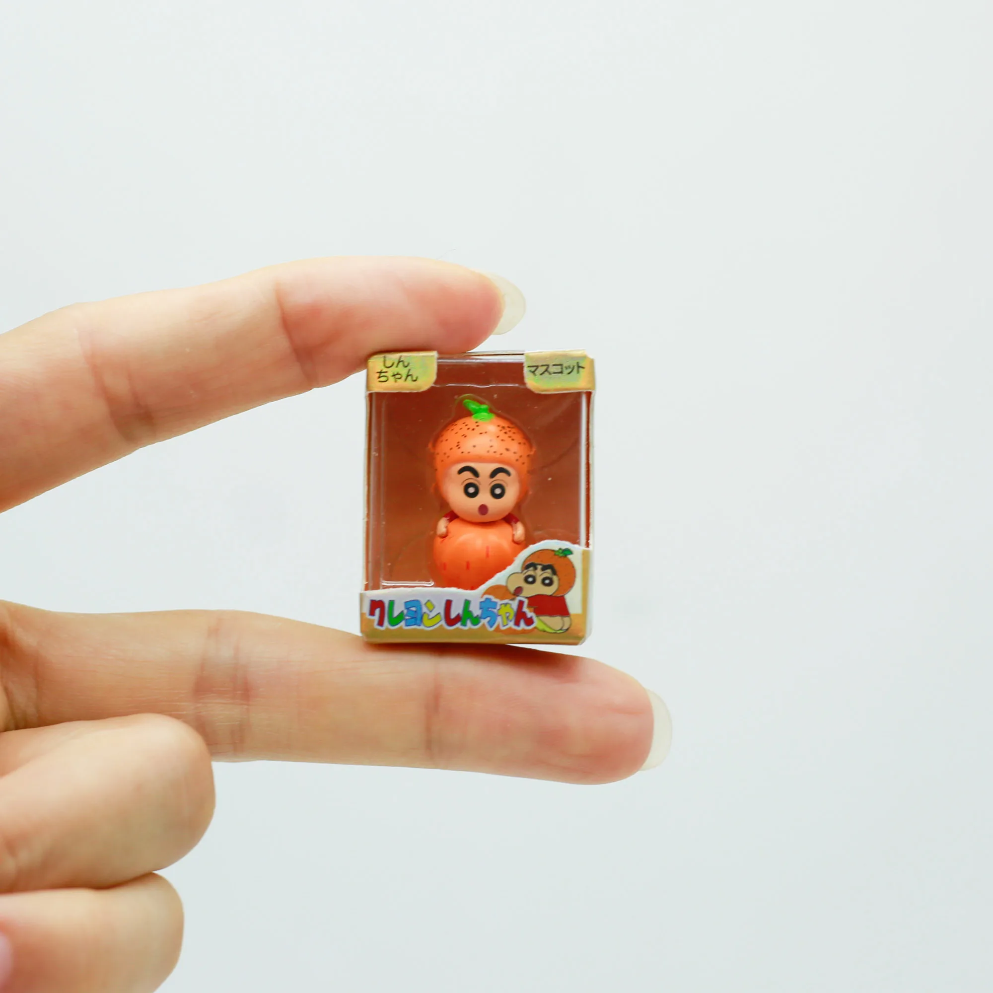 Shinchan تلوين أنيمي الشكل مايكرو مفاجأة صندوق أعمى صغير لعبة سلسلة الغذاء تحصيل لطيف مكتب الديكور الاطفال هدايا عيد الميلاد