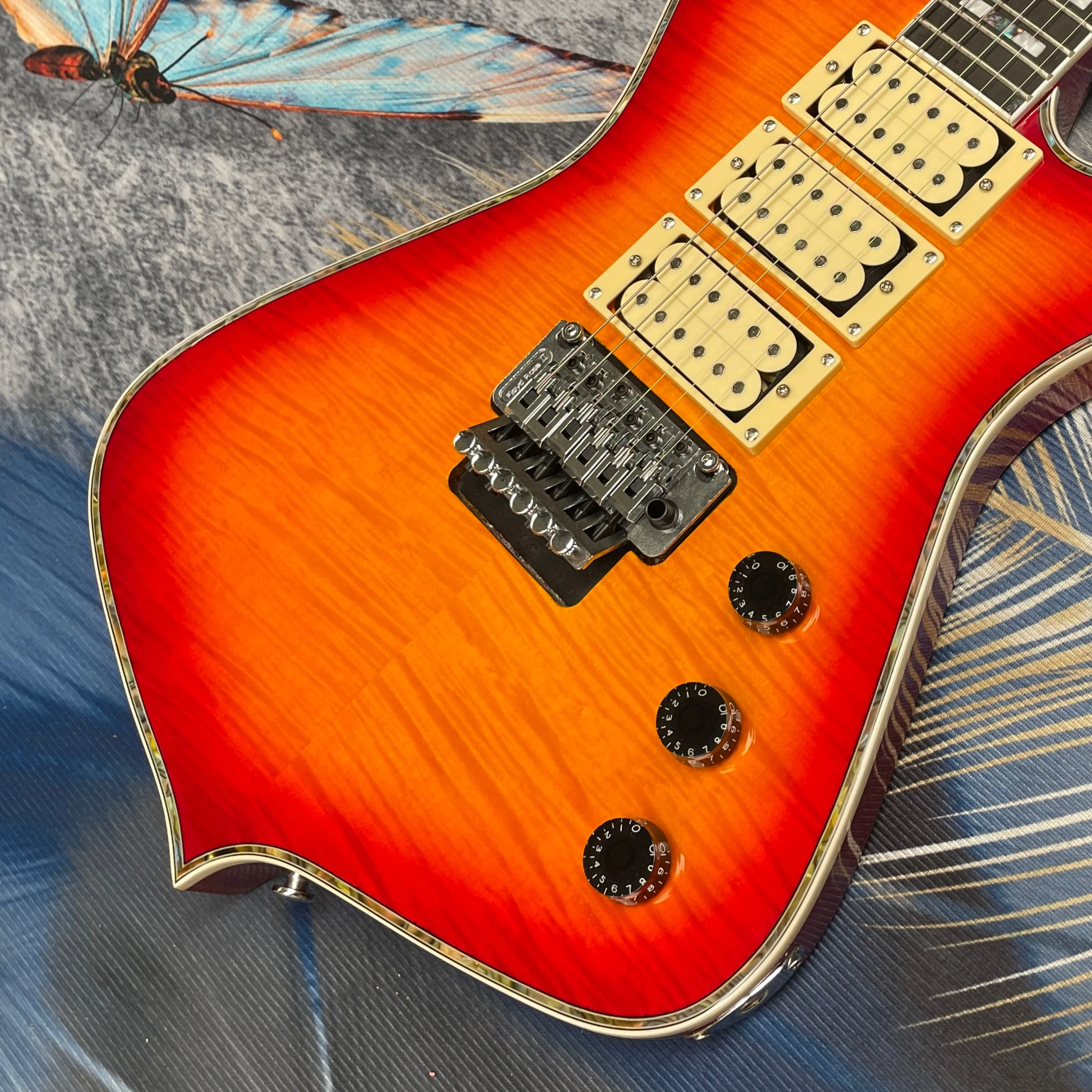 New 6-string electric guitar with HHH pickups and rosewood fingerboard guitars, ideal for stage performances guitarra
