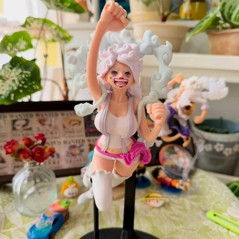 

Коллекционная фигурка Banpresto Bandai Namco One Piece King Of Artist Jewelry Bonney Nika Form — аутентичный приз для фанатов аниме, идеальный подарок.