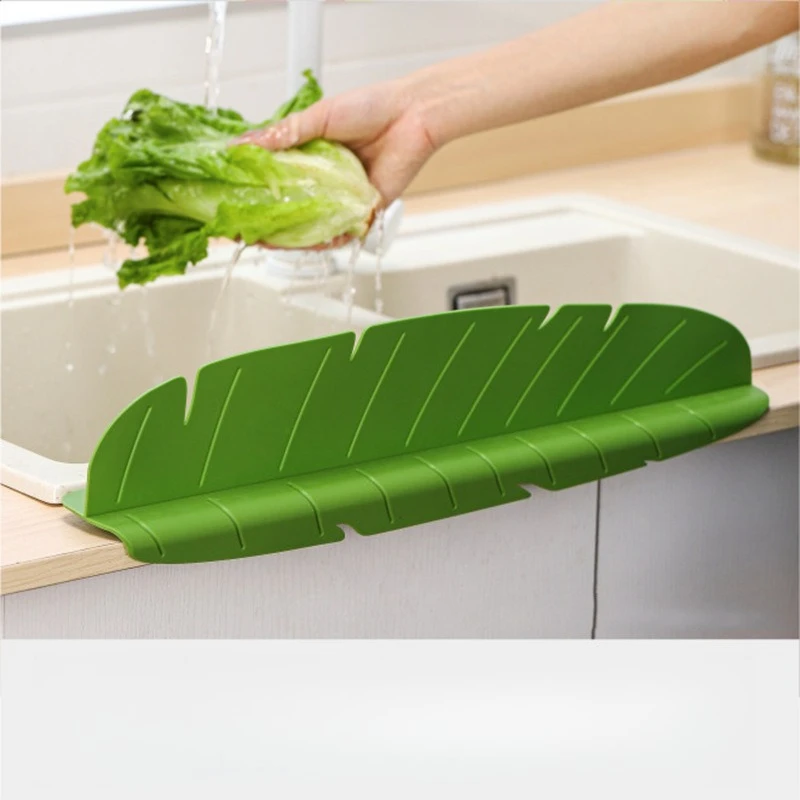

1PCS Silicone Kitchen Splash Guard Waterproof Barrier for Sink Adjustable Anti-Splash Protector Universal Fit