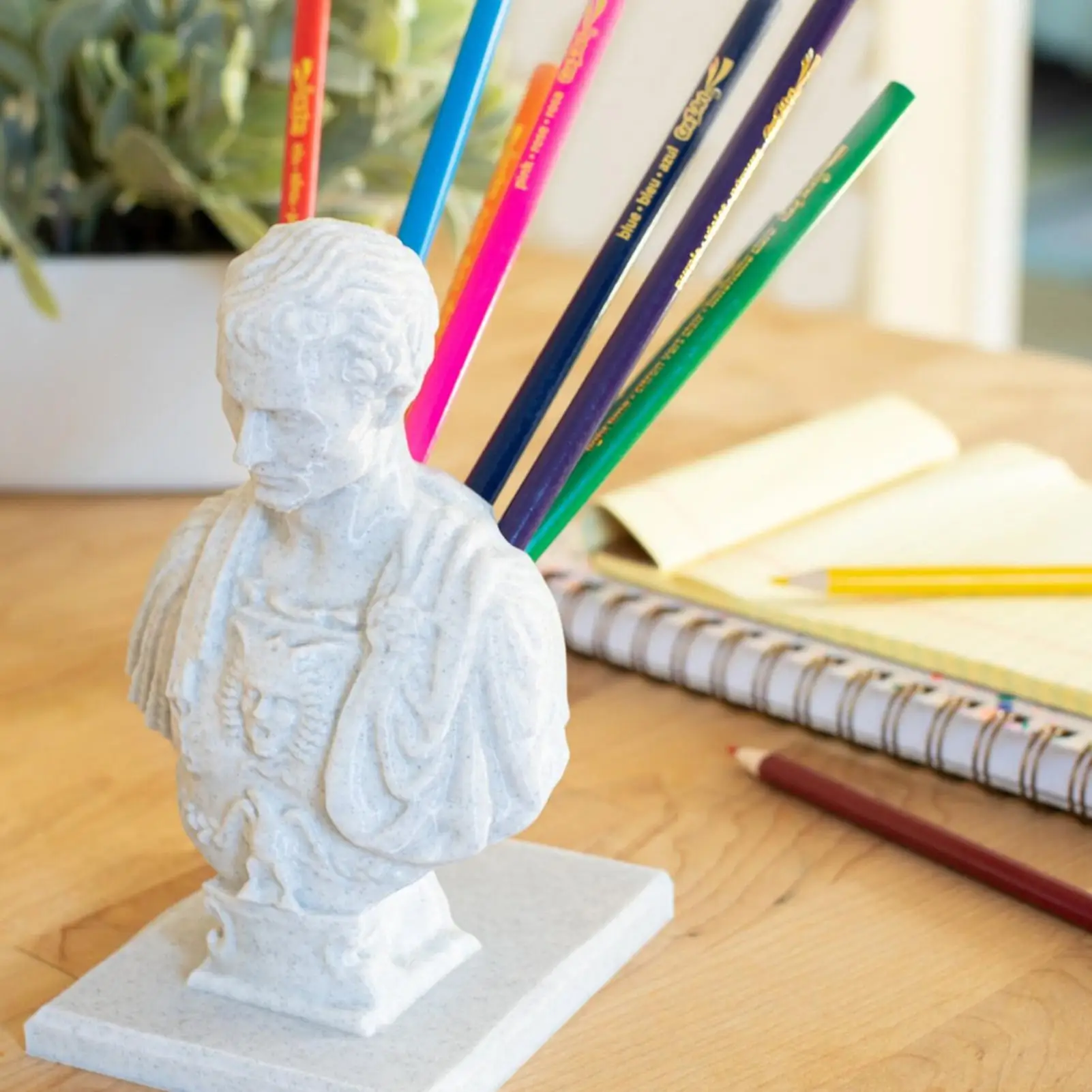 Julius Caesar Desk Pen Holder Resin Pen Storage Holder Stand Creative Marker Holder For Desktop Table Desk Ornament