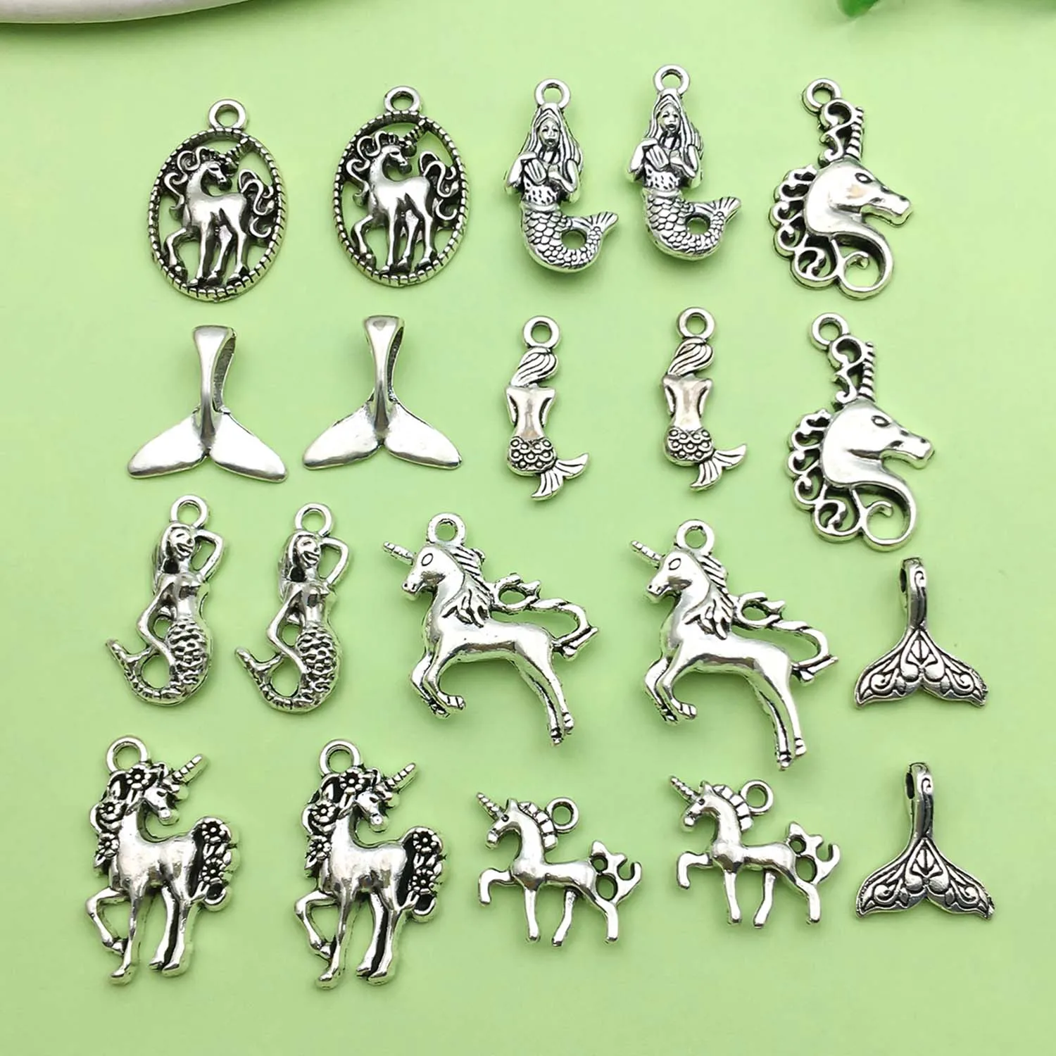 20 stücke antike silberne Einhorn Meerjungfrau Design Charms Legierung Metall Anhänger für DIY Armband Halskette Schmuck Herstellung Zubehör