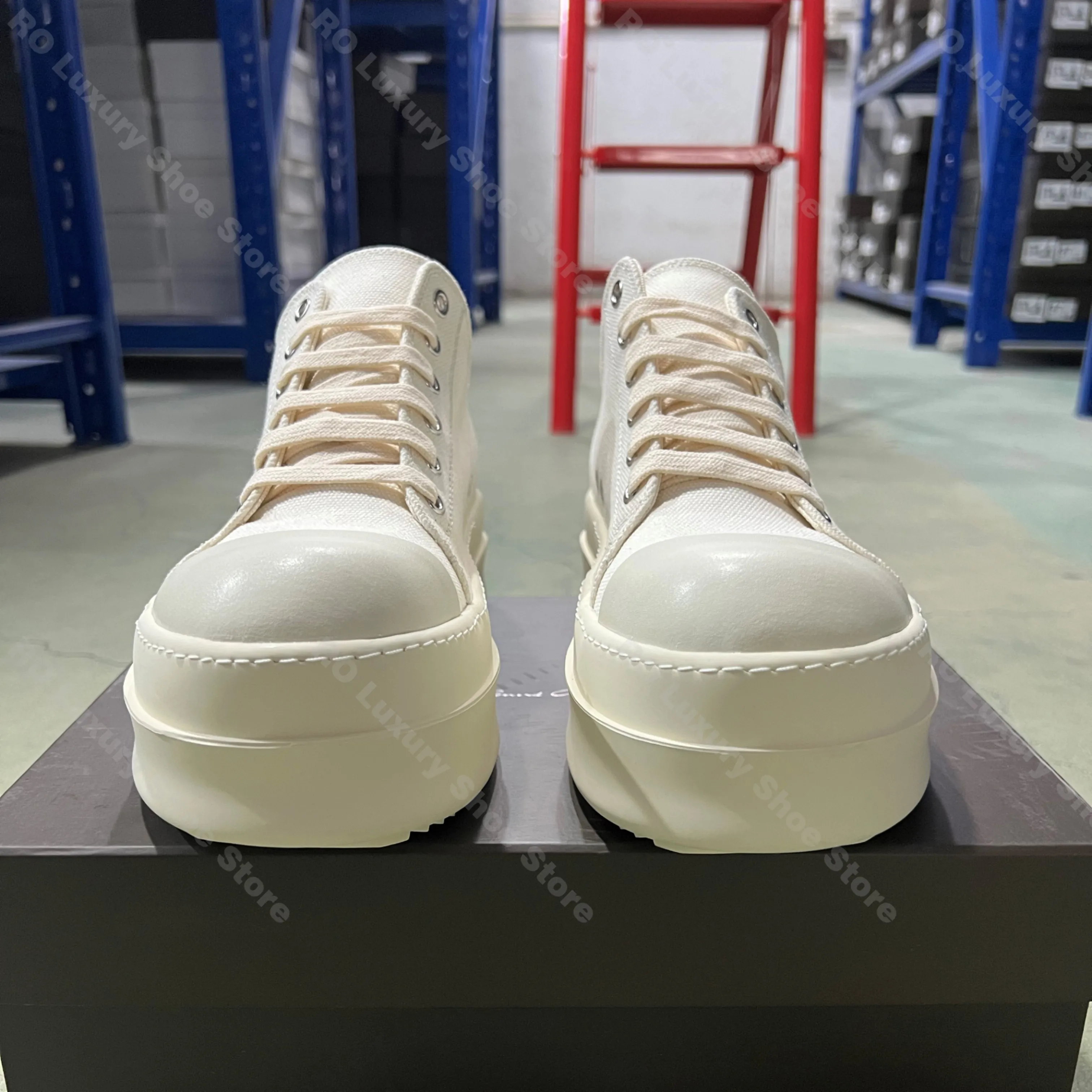 

Брендовая повседневная женская обувь, низкая обувь на платформе 6 см, белая парусиновая обувь на шнуровке, роскошные трендовые кроссовки на толстой подошве, плоская обувь