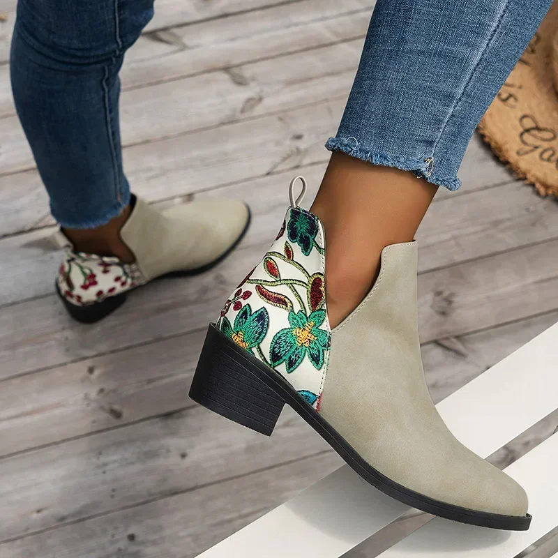 Retro Mid Heels Pointed Toe Casual Ankle Boots Autumn Flower Patterned Patchwork Boots Botas Mujer Booties Feminina Women Shoes