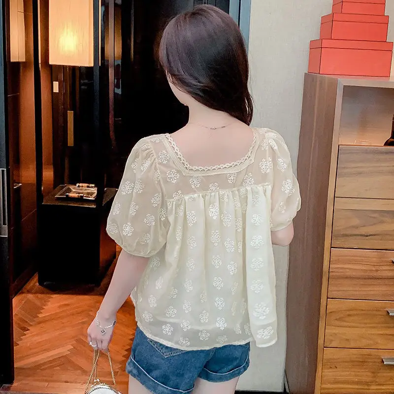 Fashion Sweet Solid Square Collar Tops Summer Korean Embroidery Spliced Loose Puff Sleeve Hollow Out T-shirt Women\'s Clothing