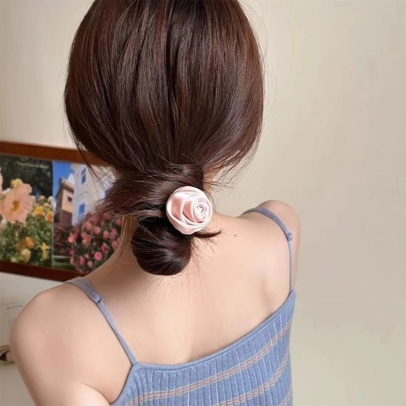 The New Summer French Satin Rose Hair Band With Ponytail Hair Tie Temperament Sweet Retro Women\'s Leather Band Hair Accessories