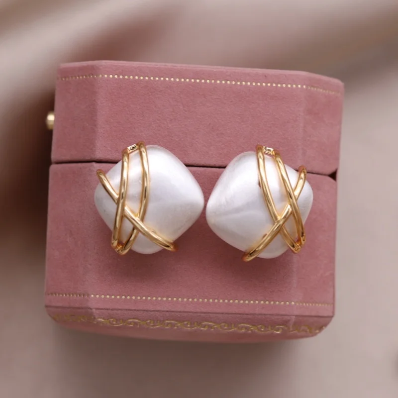Korean new design fashion jewelry two-color plated square brushed metal wrap earrings elegant women's daily work accessories