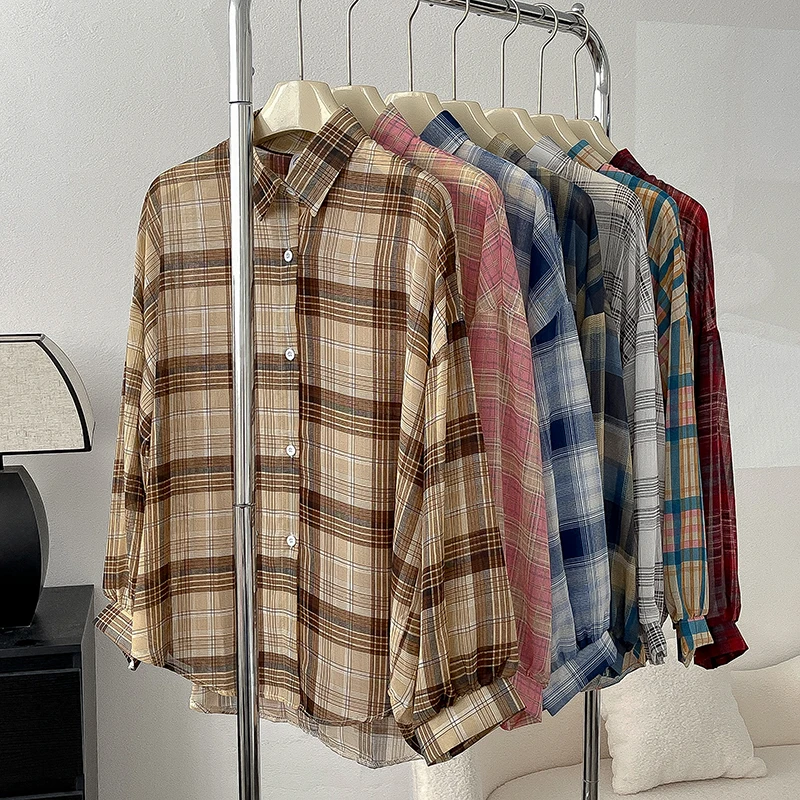 Breezy Plaid Shirt for Women Long Sleeve Ovesized Collared Button-down Blouse Spring Summer Teengirl Boyfriend Casual Outfit