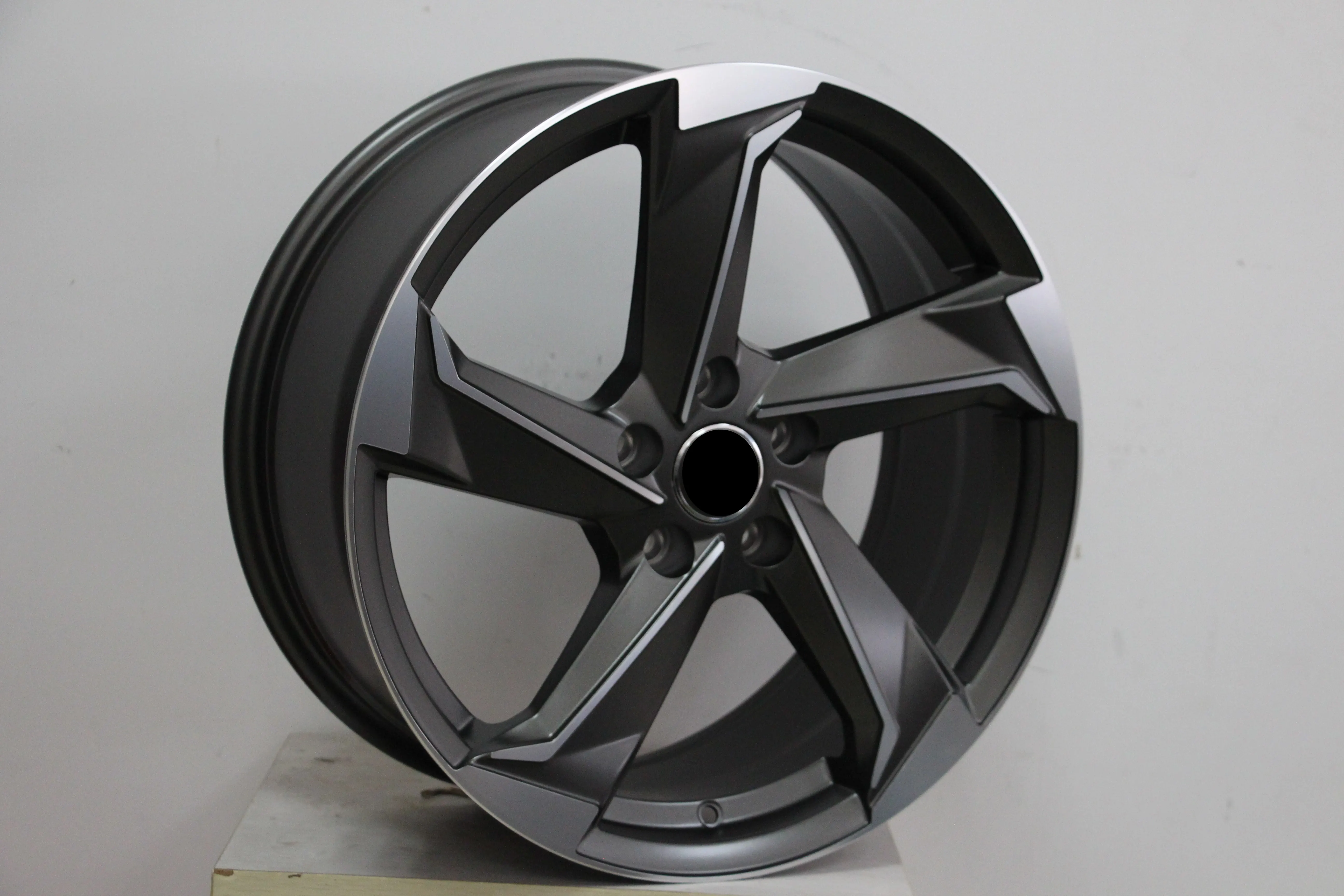 18 19 20 21 Inch Aluminium Wheels Cars Alloy Wheels 5x112 Wheels for Rs5 A5 S5 A4 S4 Rs3 A4l A3