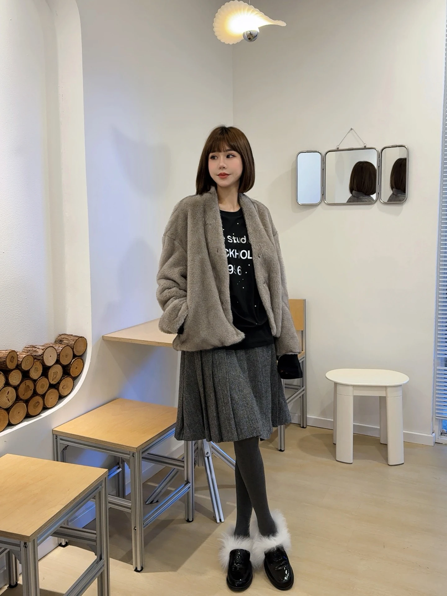 Giacca in Ecopelliccia di Coniglio V-ne, Materiale Originale Asbr, Cappotto in Pelle Ecologica per Donna, Nuova Collezione Primavera