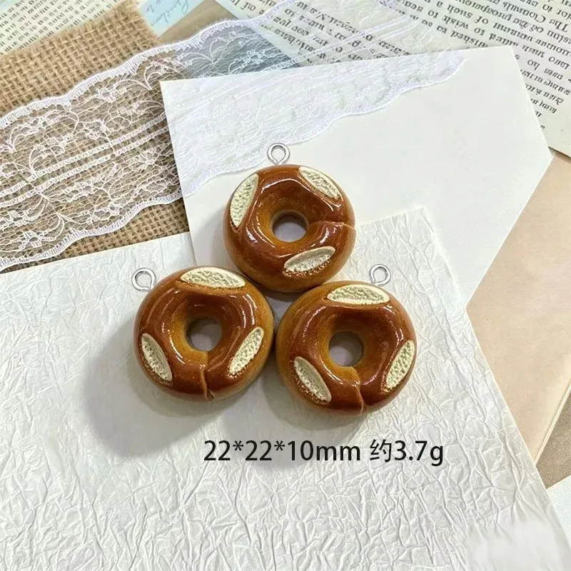 10Pcs Fake Pretzel Resin Pendants Mini Simulation Bread Charms DIY Craft Accessories For Hair Clips Keychains Jewelry Making