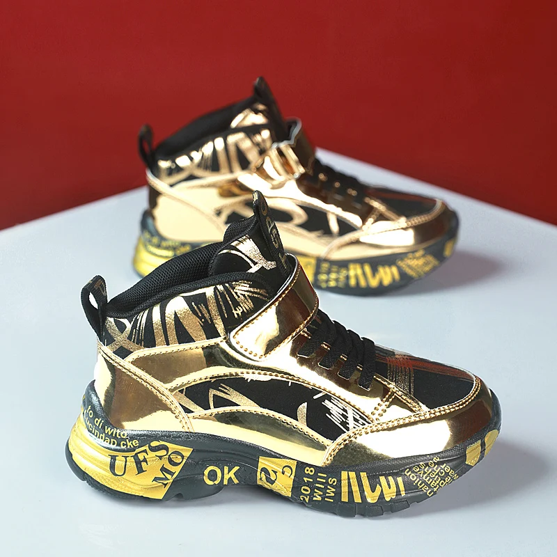 A pair of children's four-season leather upper high-top sports shoes, thick sole casual shoes, sizes 28-40，JT-H855