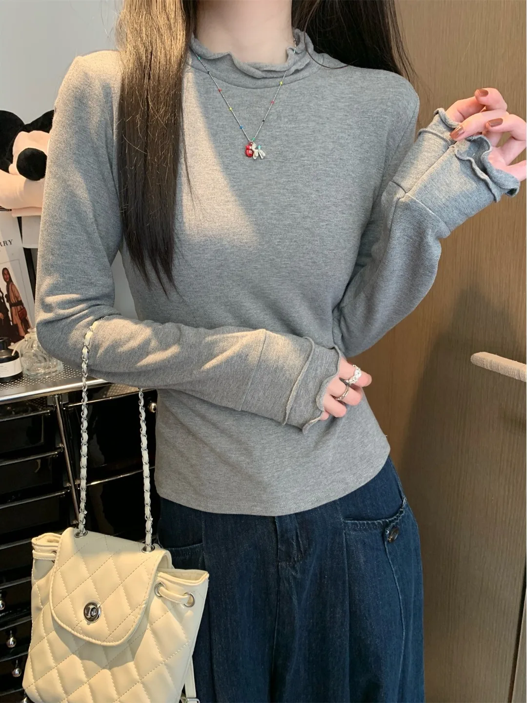 

Fashionable round Neck Thickened Long Sleeve T-Shirt Women's Autumn Winter Slim Fit Inner Wear Base Shirt Top Soft Cotton Blend