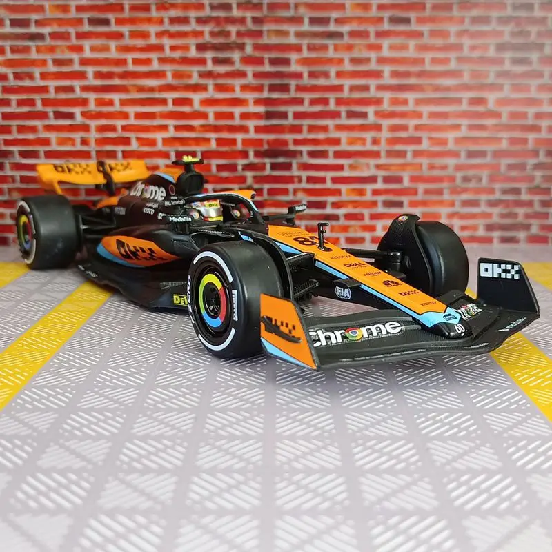 Car Caper 68290K 1:24 2023 McLaren MCL60 F1 Car - Formula 1 Racing Alloy Die-cast Model، شاشة تجميع مرخصة رسمية