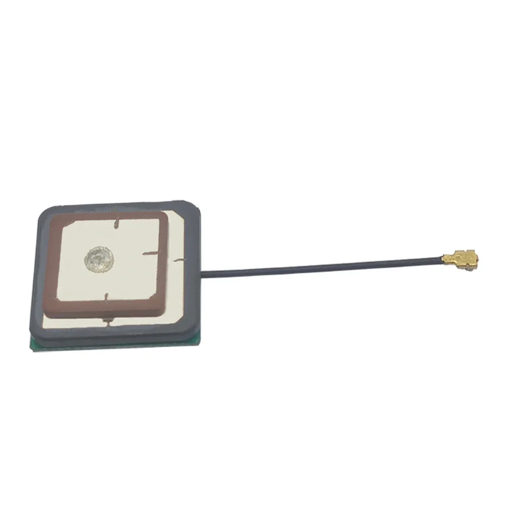 38DB High Gain Ceramic Global Positioning System Global Navigation Satellite Antenna Built in GPS Antenna Positioning System