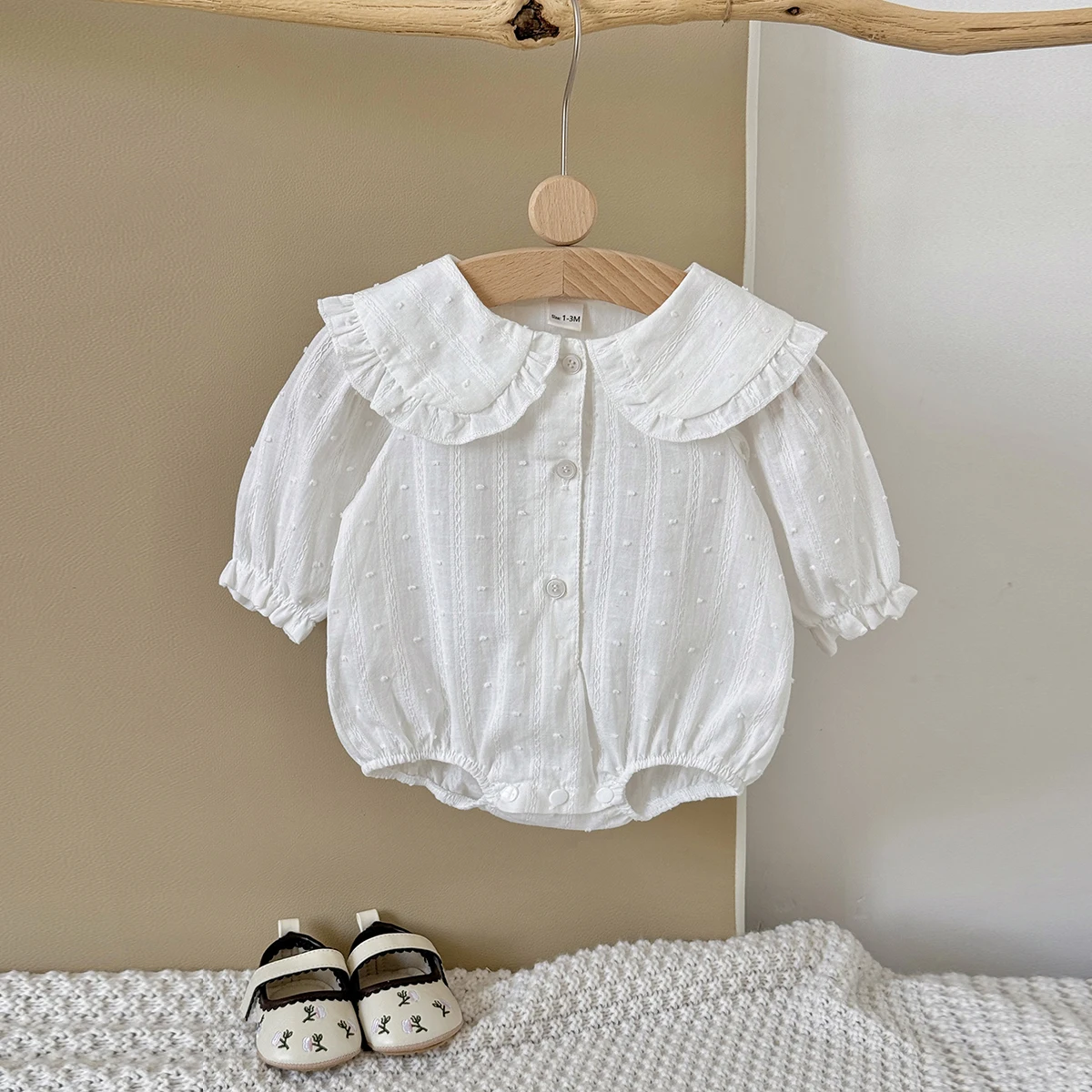 2025 Autumn New Spring and Autumn Baby Ha Yi New Clothing White Polka Dot Doll Collar Design Pure Cotton Cute and Cute Baby Jump