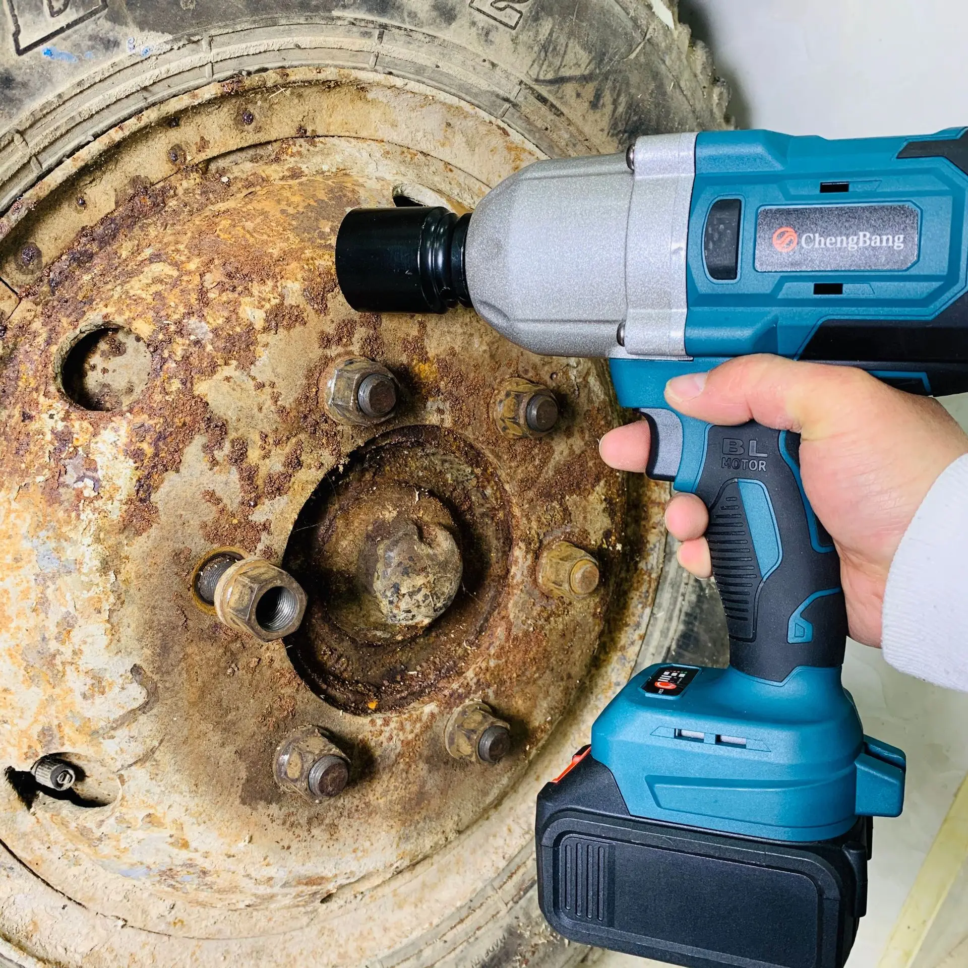 2000N.M Brushless impact electric wrench 3/4  inch Socket large shaft torque Cordless Driver Tool Makita Battery lithium