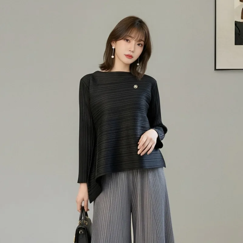 Solid Color Pleated T-Shirt Women 2026 Spring Autumn Irregular Collar Long Sleeve Top Loose Texture Slim Elegant Loose T-Shirt
