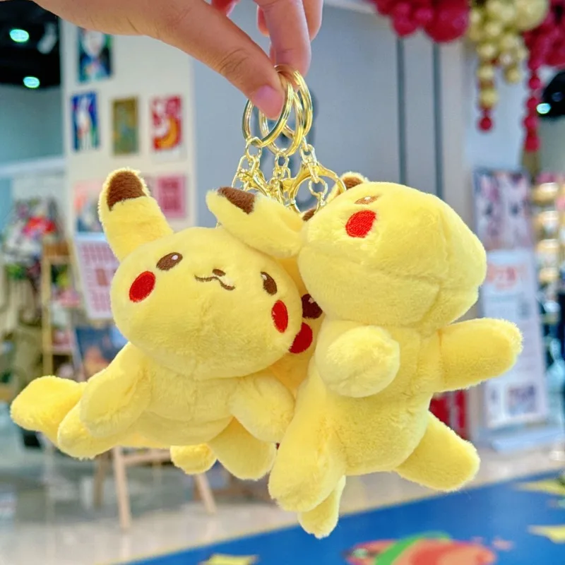 Nieuwe Pokemon Pluche Sleutelhanger Action Figure Pikachu Sleutelhanger Psyduck Bulbasaur Sleutelhanger Hanger Plushies Accessoires Cadeau