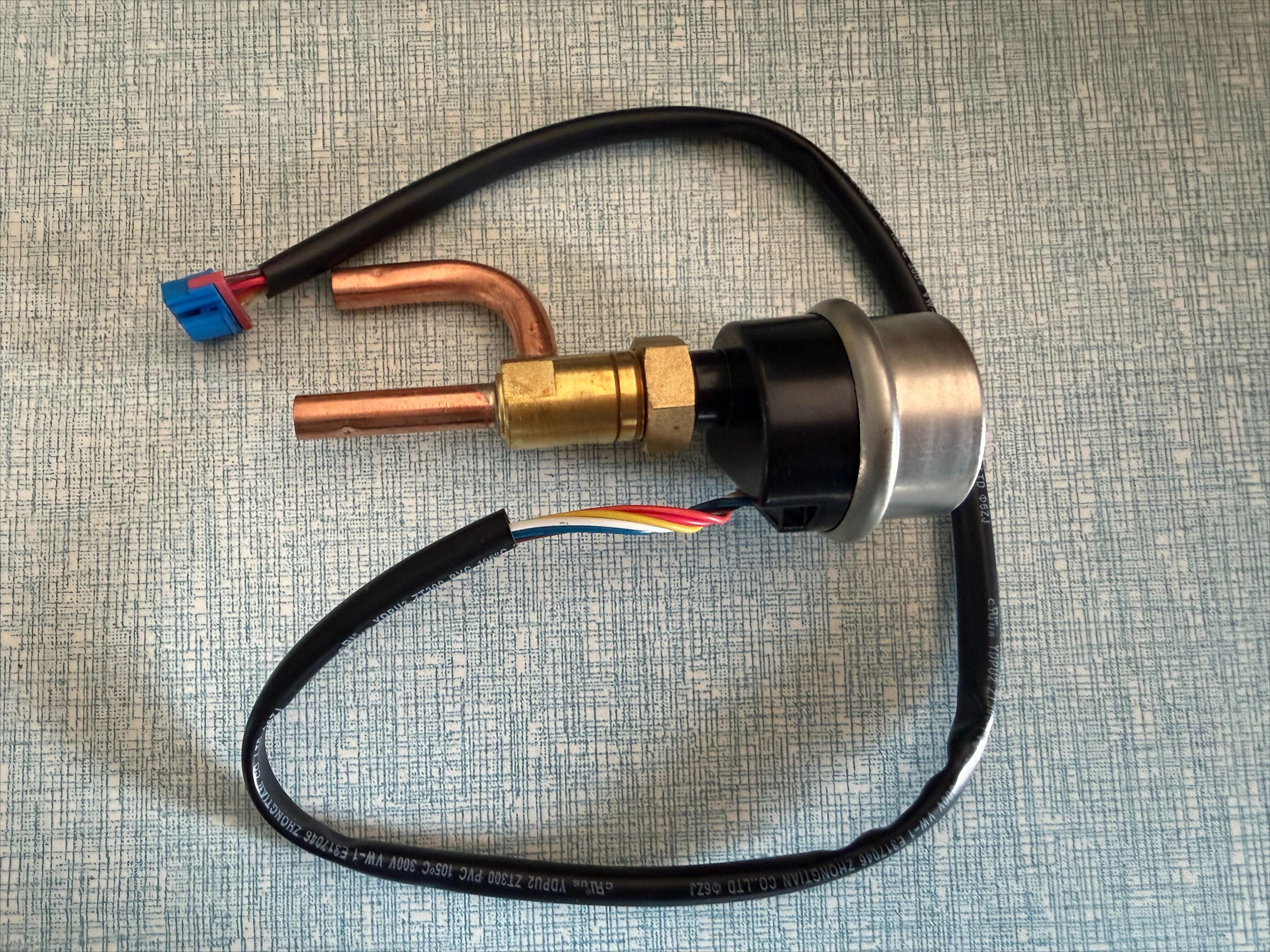 For Sanhuas, the new original (O) series electronic expansion valve DPF (O) 1.3C/2.0C/2.4C-03 with coil