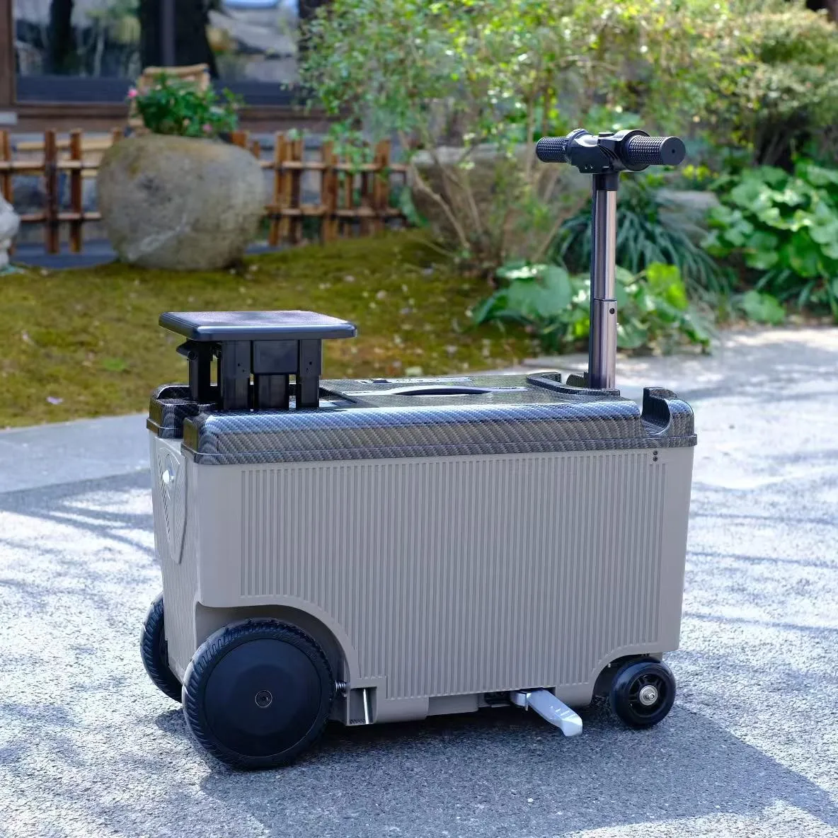 

2026 new arrivals Manufacturer Wholesale Luggage Scooter Smart Riding Luggage Electric Suitcase Scooter