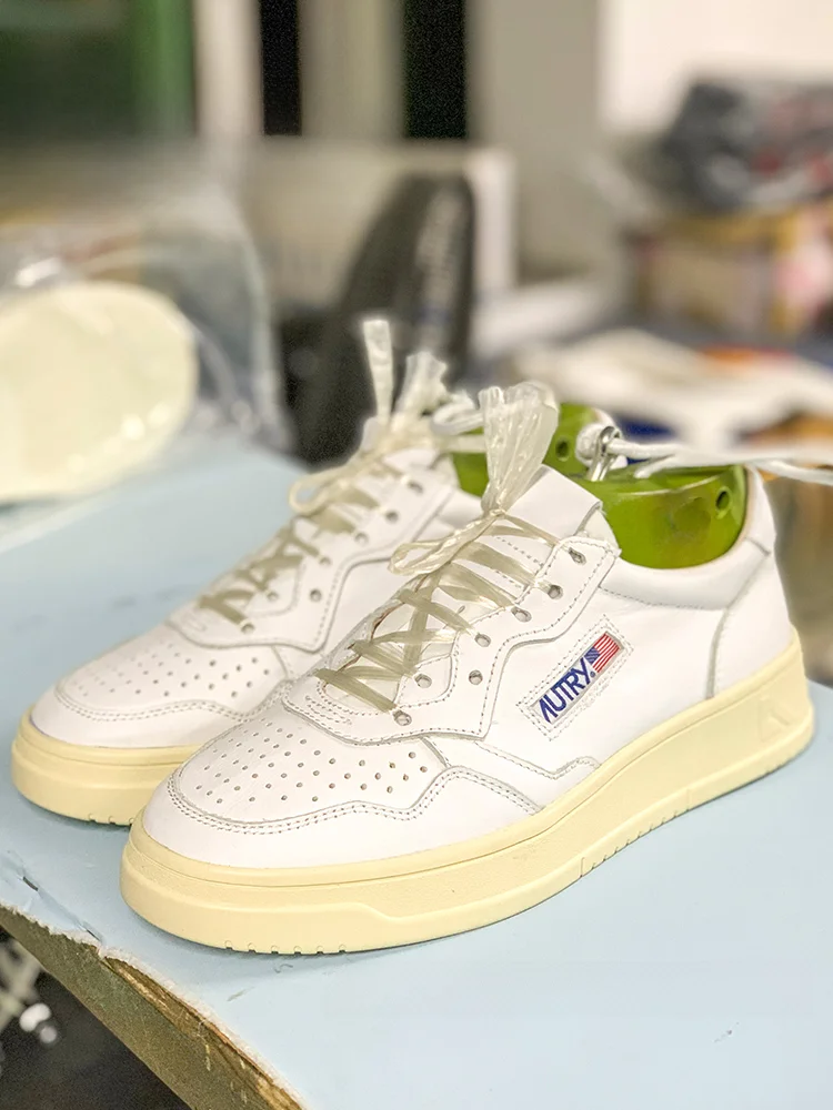 Autry EPT White Shoes Women White Tail Skate Shoes South korea Casual Low Top Skate Shoes Blogger Versatile Item