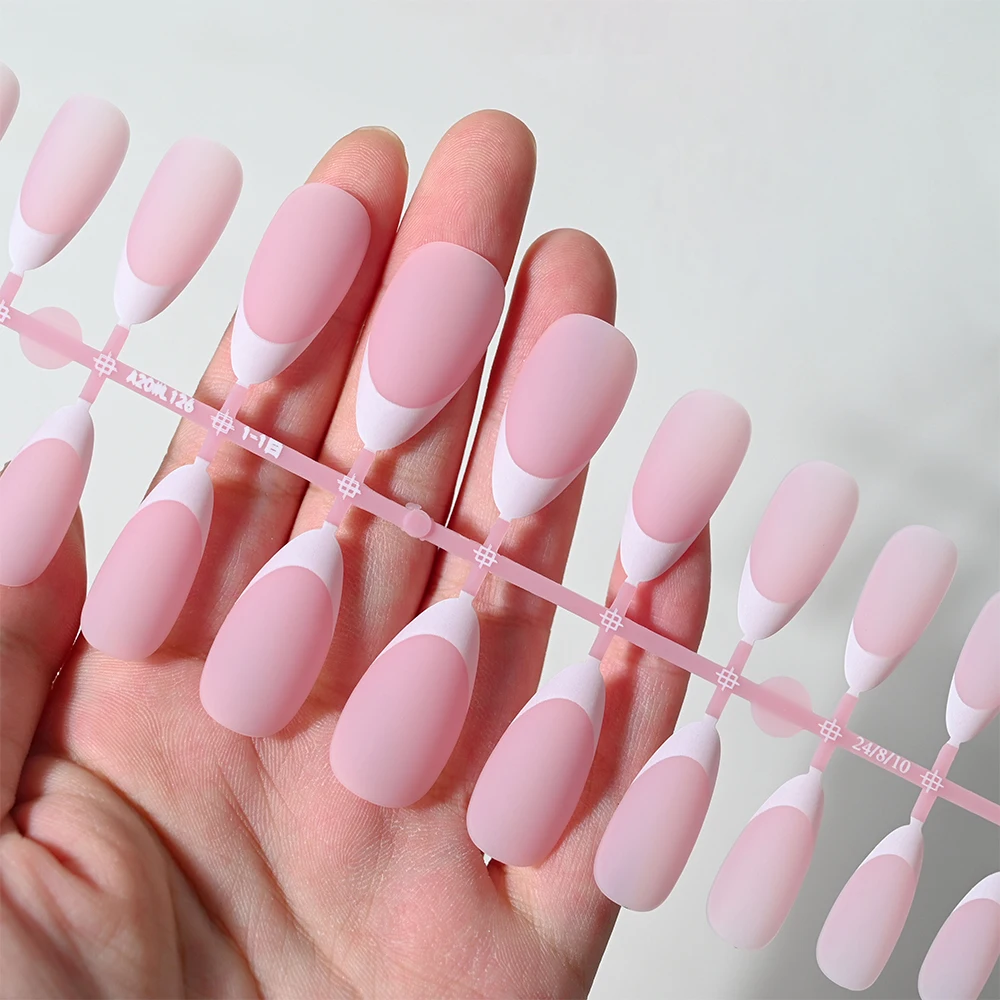 Faux ongles français en amande, 120 pièces, mat, Nude/rose, à pression, Design à bord blanc, couverture complète du bout des doigts pour Chic Girl Lady