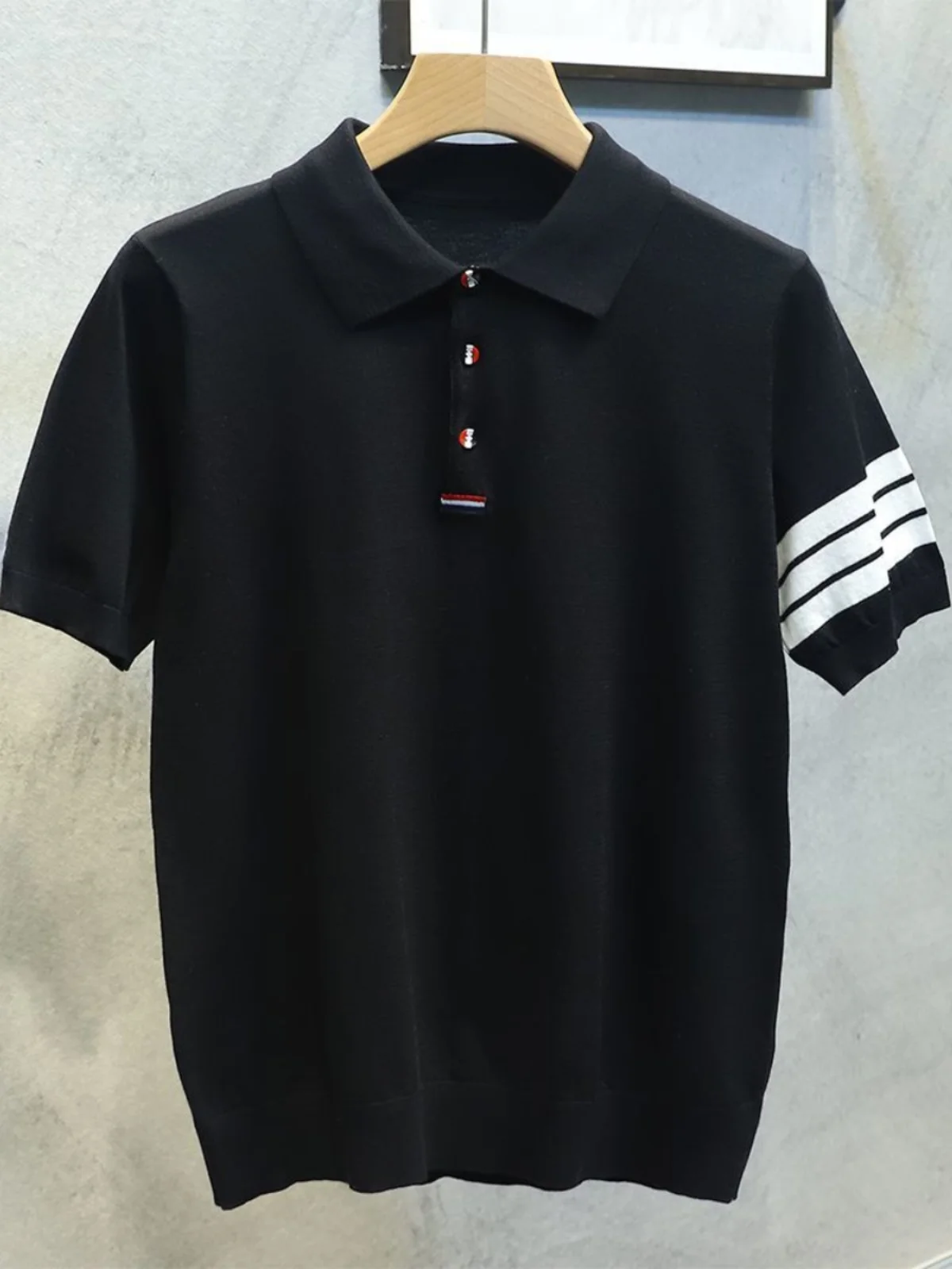 

IT Ins Trendy Brand Men's Knitted irt Summer Bla Ice Silk Stripe Collared Slim Fit ort Sve T-irt Busin Casual