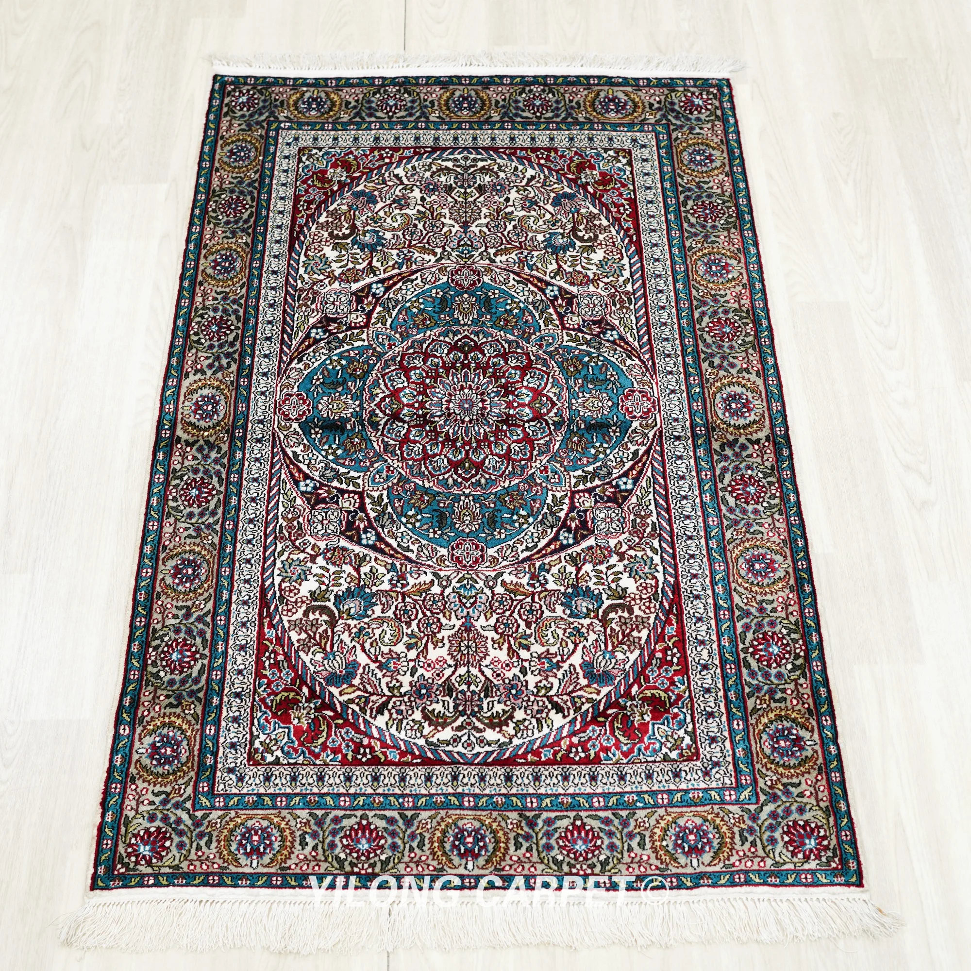 76x122cm Blue Traditional Hand knotted Carpet Top Handmade Area Silk Rug (SLF163B)