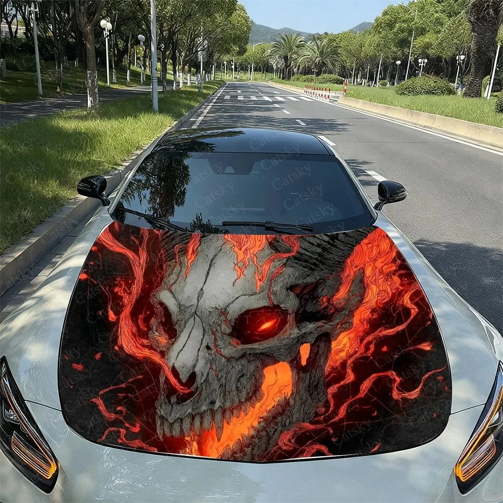 

Огненный дизайн черепа со светящимися красными глазами и пламенем в виде лавы на капоте автомобиля, идеально подходит для жирной эстетики автомобиля. Автомобильные наклейки
