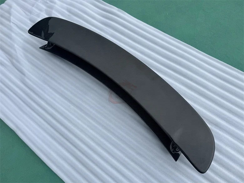 سبويلر خلفي من ألياف الكربون طراز OEM لـ GT50 GT53 GT63 GT63S ترقية مصد الحالة الجديدة