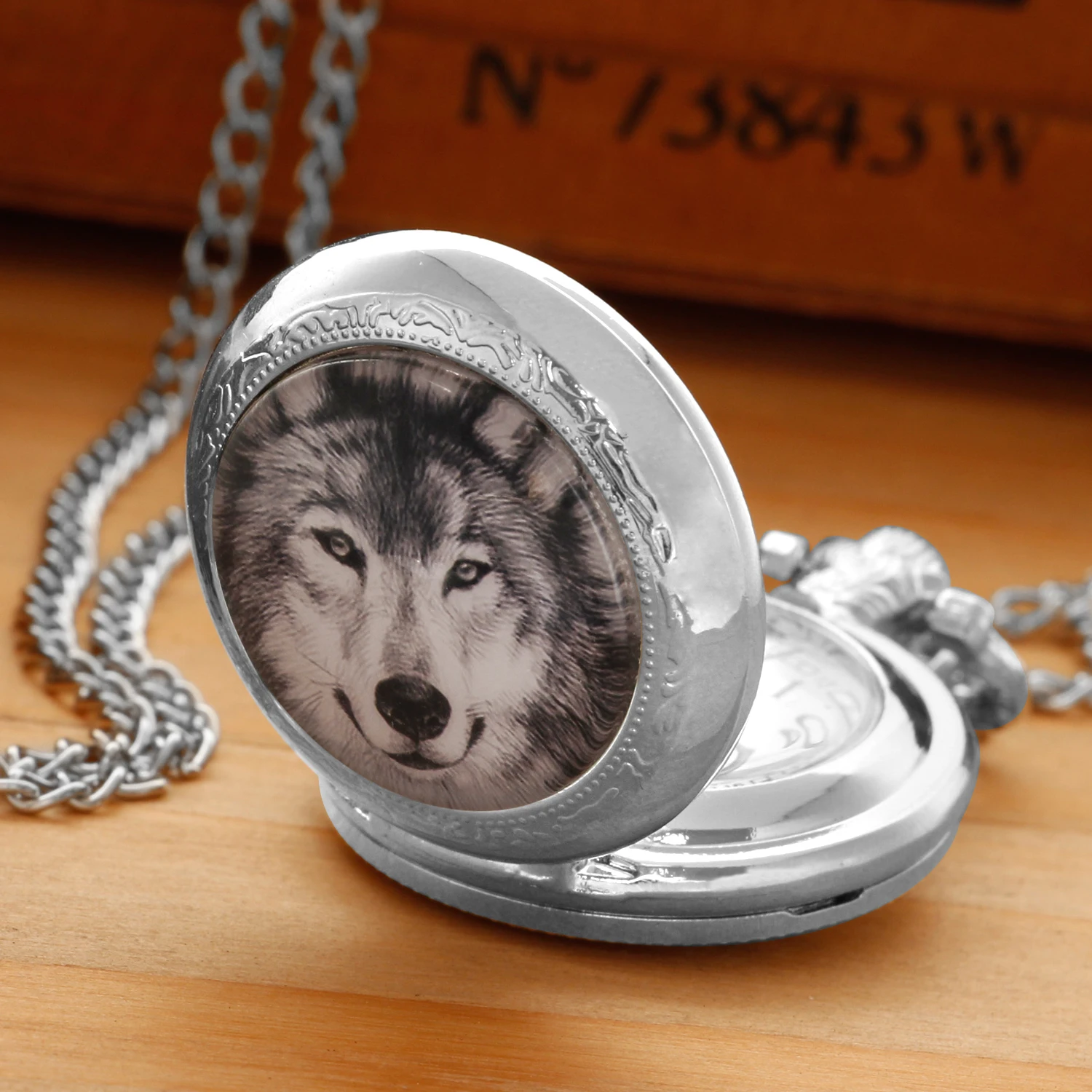 Exquisite Cool Wolf Pattern Quartz Pocket Watch with Necklace Pendant World-Time Feature, Analog Display for Women Men Kids