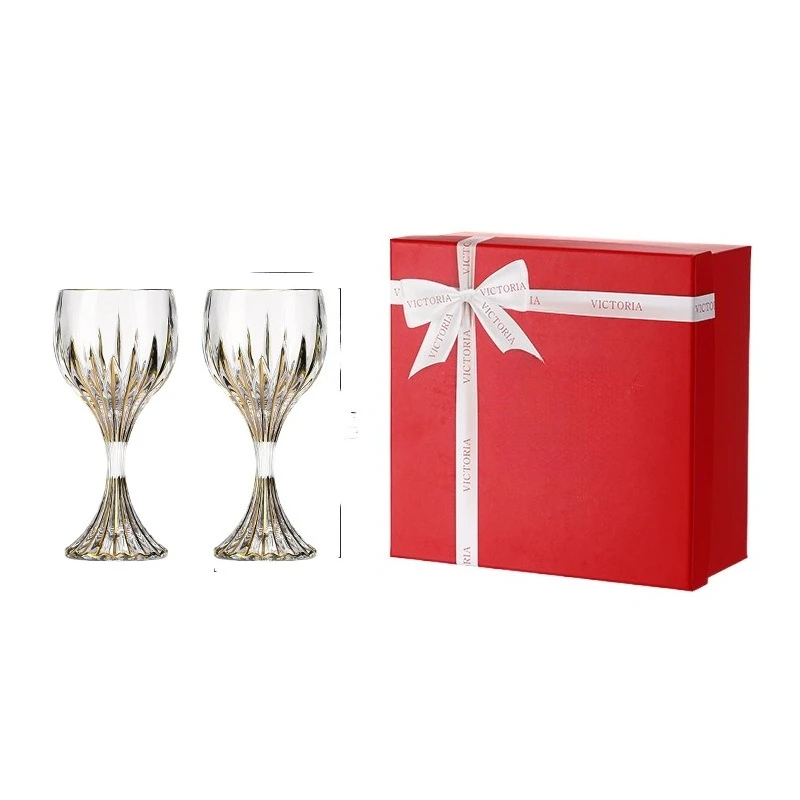 

Luxury crystal glass gold-painted red wine glass, wine glass goblets