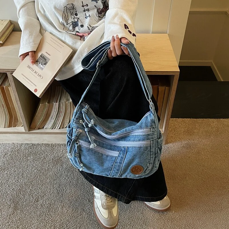 Women's Denim Shoulder Bag Large Capacity Crossbody Bag Minimalist Style Fashion Versatile Daily Commute Handbag